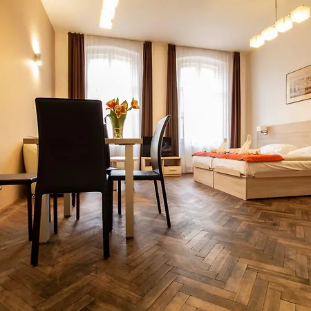 ريزيدانسه أو تشيرنيه فيجه جيسكيه بوديهجوفيسه 4*