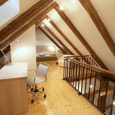 Aparthotel U Cerne Veze 4*