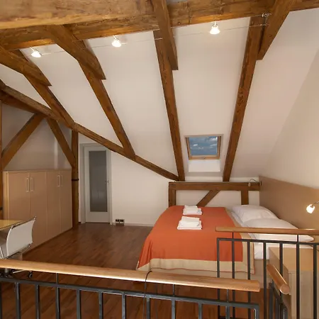 Aparthotel U Cerne Veze Ceske Budejovice