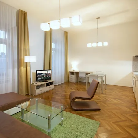 Aparthotel U Cerne Veze Ceske Budejovice