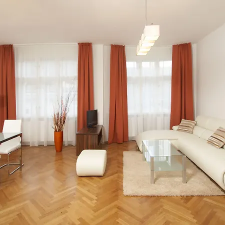 U černé Věže Aparthotel 4*