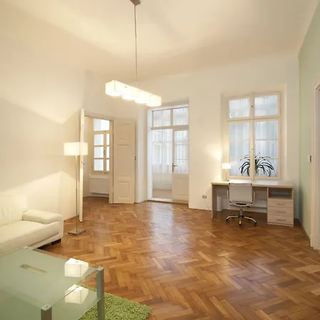 Aparthotel U černé Věže