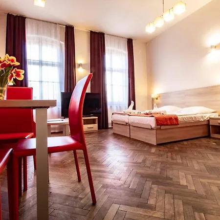 U Cerne Veze Hotel apartamentowy Czeskie Budziejowice