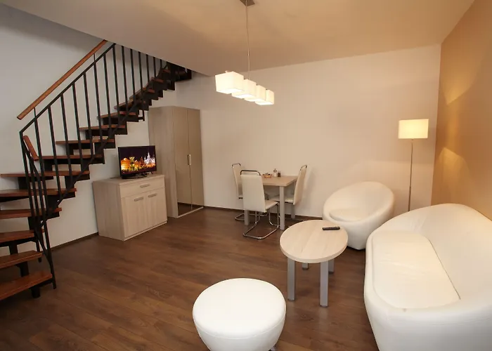 ريزيدانسه أو تشيرنيه فيجه جيسكيه بوديهجوفيسه 4*