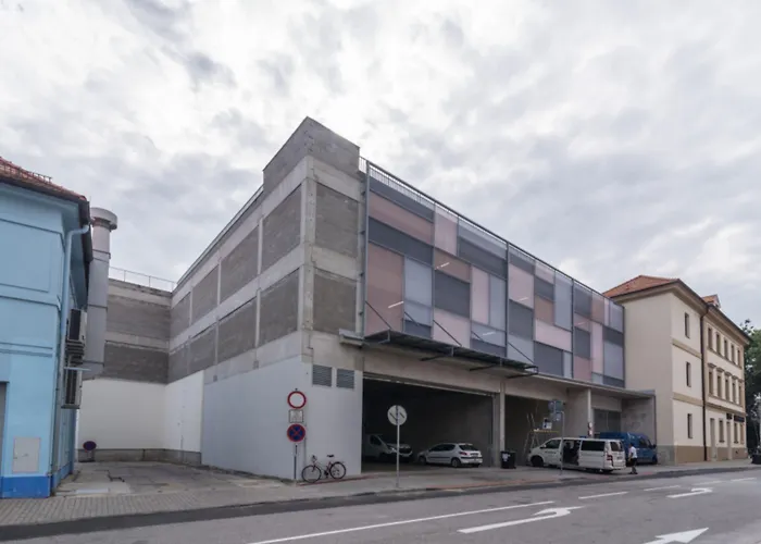 Aparthotel U Cerne Veze Ceske Budejovice